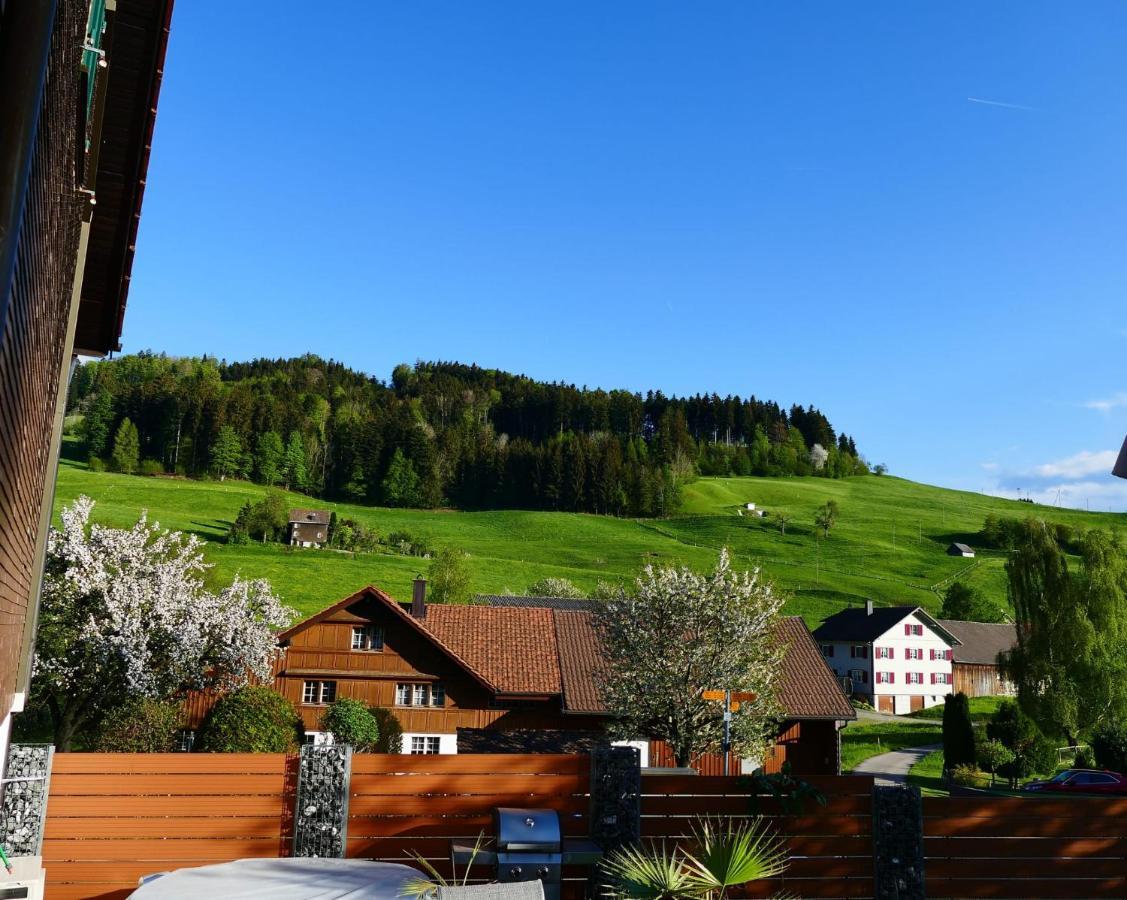 Ferienwohnung Eisenring In Idyllischer Umgebung Gähwil Exterior foto